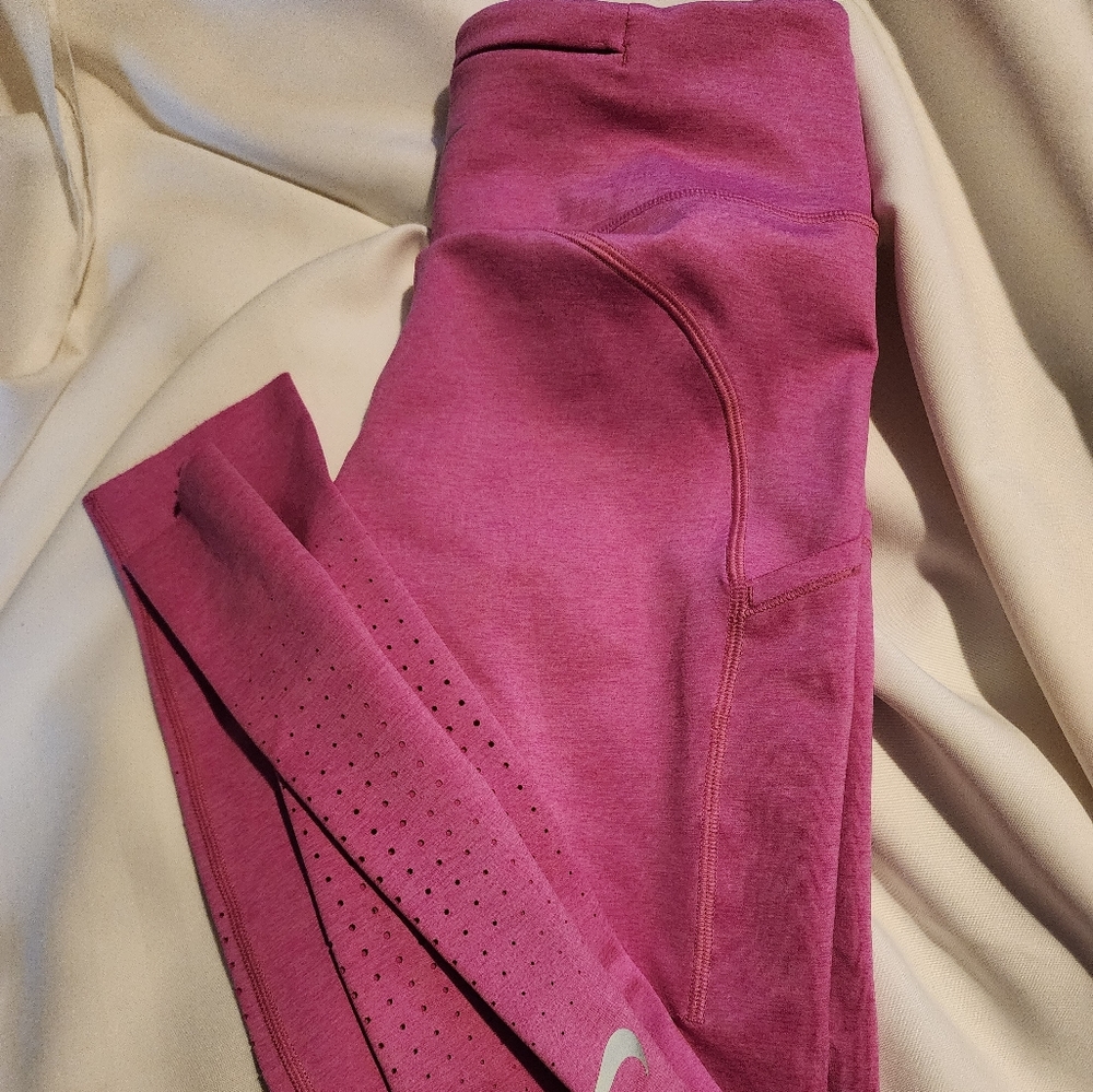 Nike leggings
